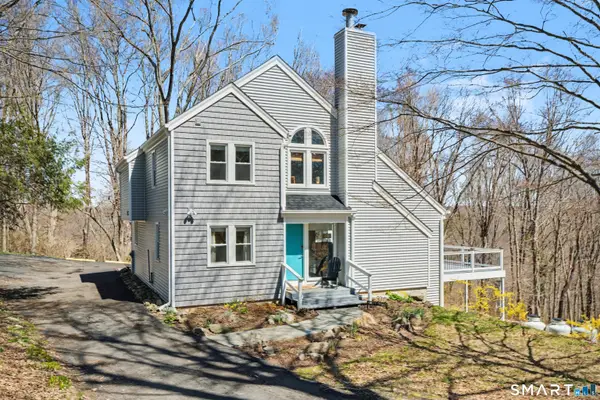 370 Amity Road, Bethany, CT 06524