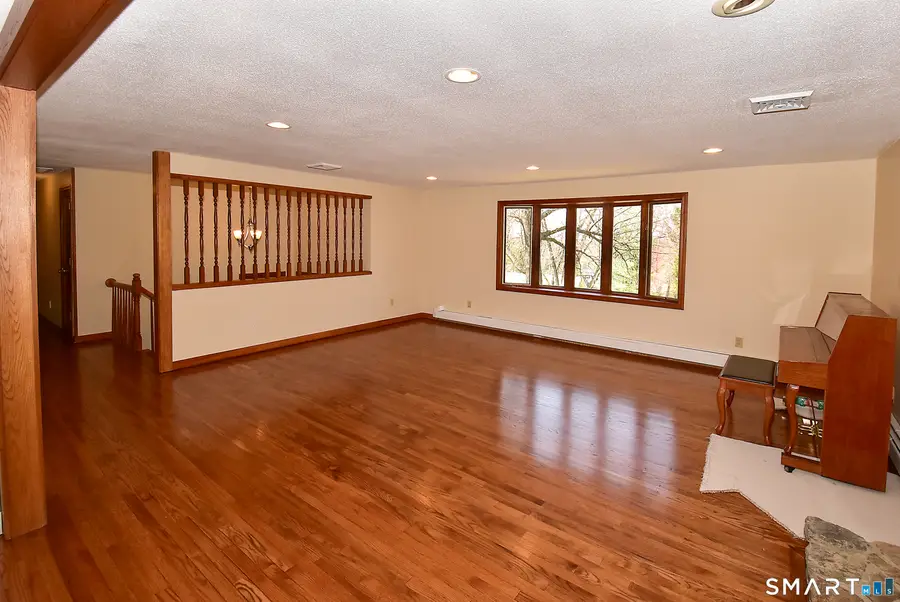 45 Grissom Road, Manchester, CT 06042 - #3