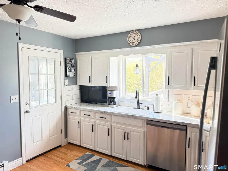 211 Robbins Road, Berlin, CT 06037 - #3