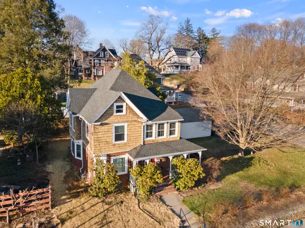 42 Fremont Street, Putnam, CT 06260