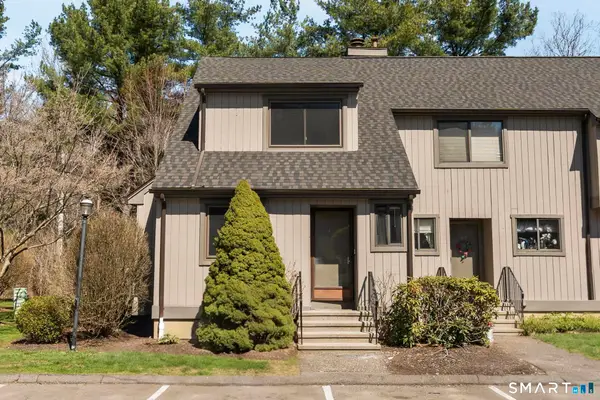 39 Brockton Court #39, Beacon Falls, CT 06403