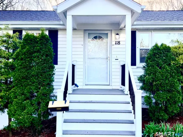 118 Berkshire Drive, Bristol, CT 06010