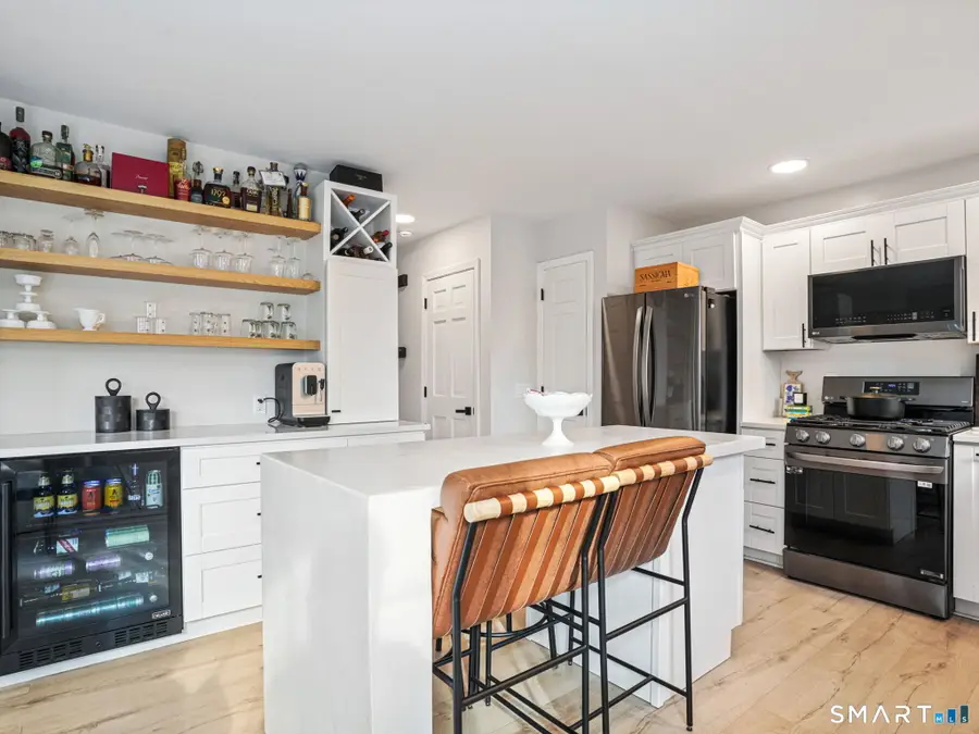 1117 Black Rock Turnpike #1117, Fairfield, CT 06825 - #3