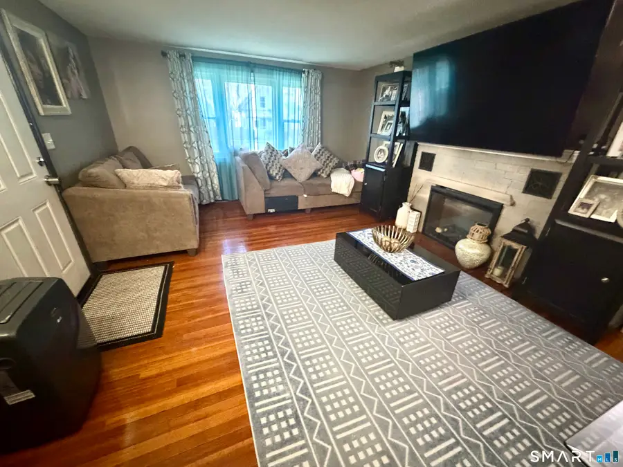 75 Elizabeth Avenue, Bloomfield, CT 06002 - #3