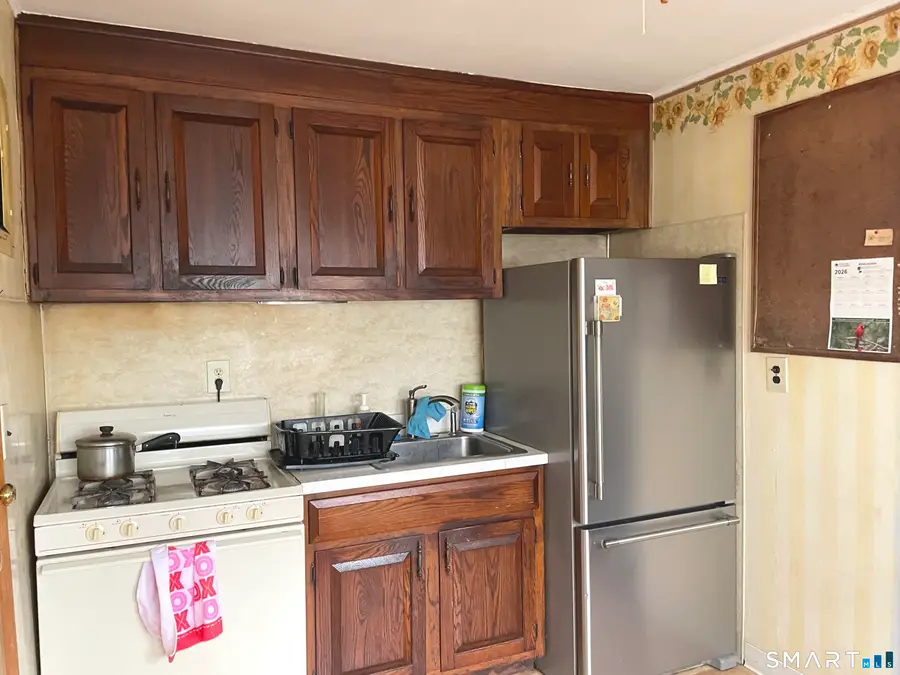 36 Bullard Court, Stratford, CT 06614 - #3