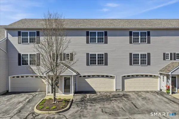 156 Briar Lane #156, Norwich, CT 06360