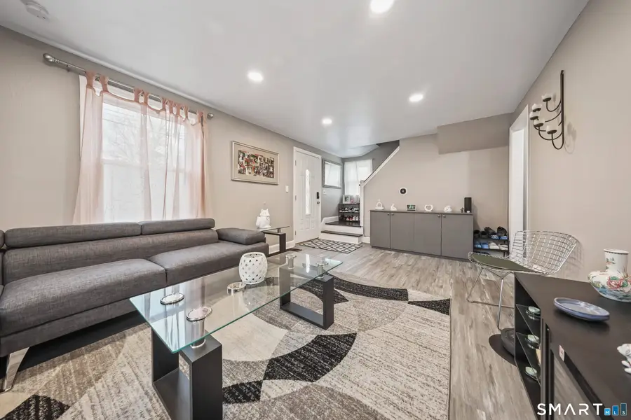 231 Capitol Avenue, Waterbury, CT 06705 - #3