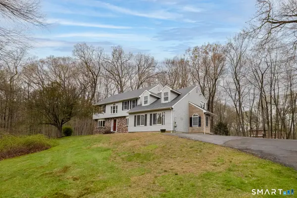 90 Fenn Road, Middlebury, CT 06762