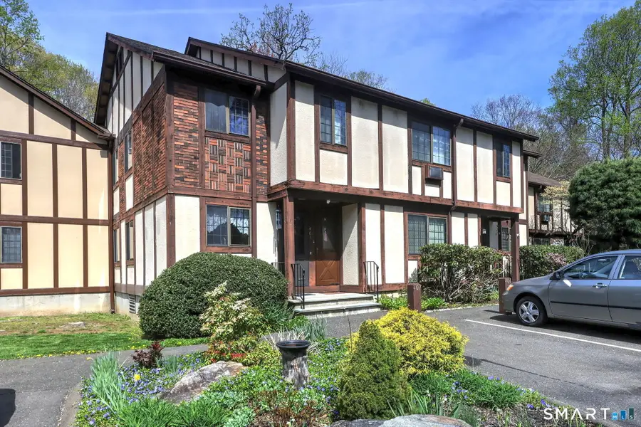 407 Swanson Crescent #407, Milford, CT 06461 - #2