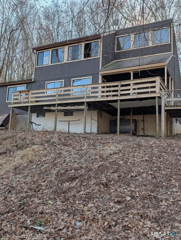 24 Chestnut Hill Road, Newtown, CT 06482