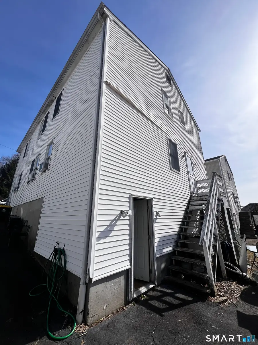 25 Elizabeth Street, Ansonia, CT 06401 - #2