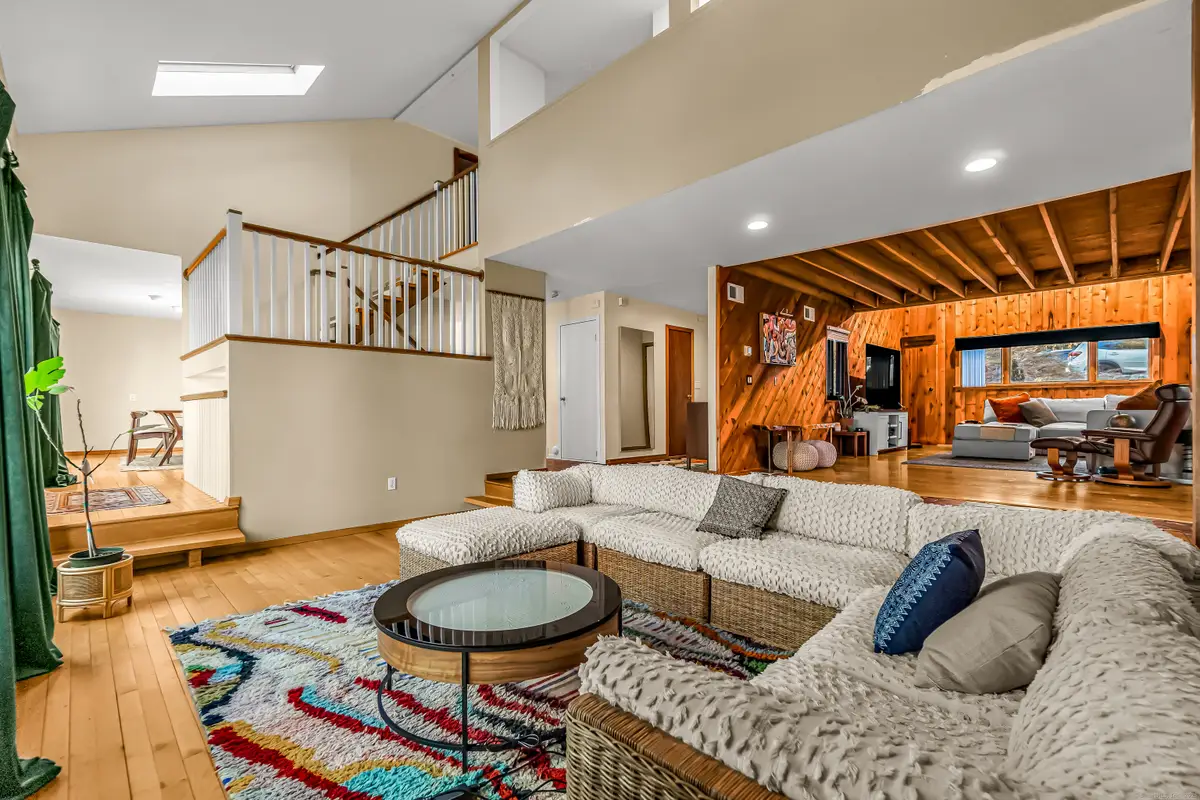 4 Old Gate Lane, Newtown, CT 06470 - #1