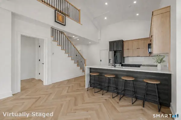 586 West Thames Street #610, Norwich, CT 06360