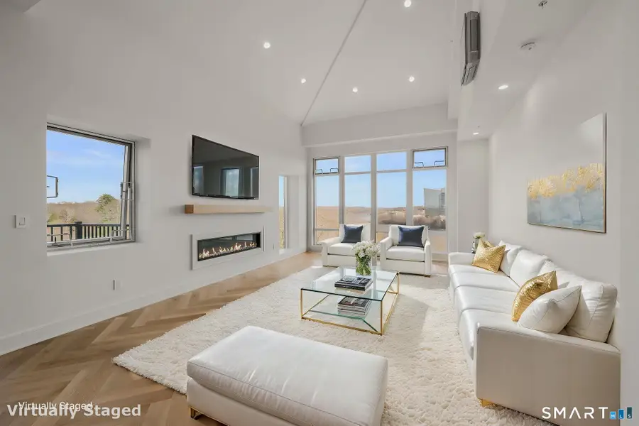 586 West Thames Street #610, Norwich, CT 06360 - #2