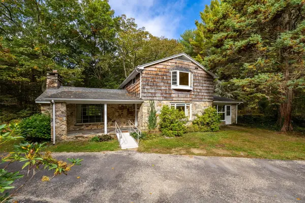 418 Plymouth Road, Harwinton, CT 06791