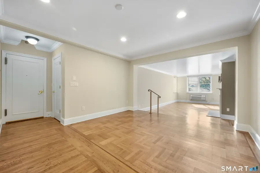 25 West Elm Street #10, Greenwich, CT 06830 - #3