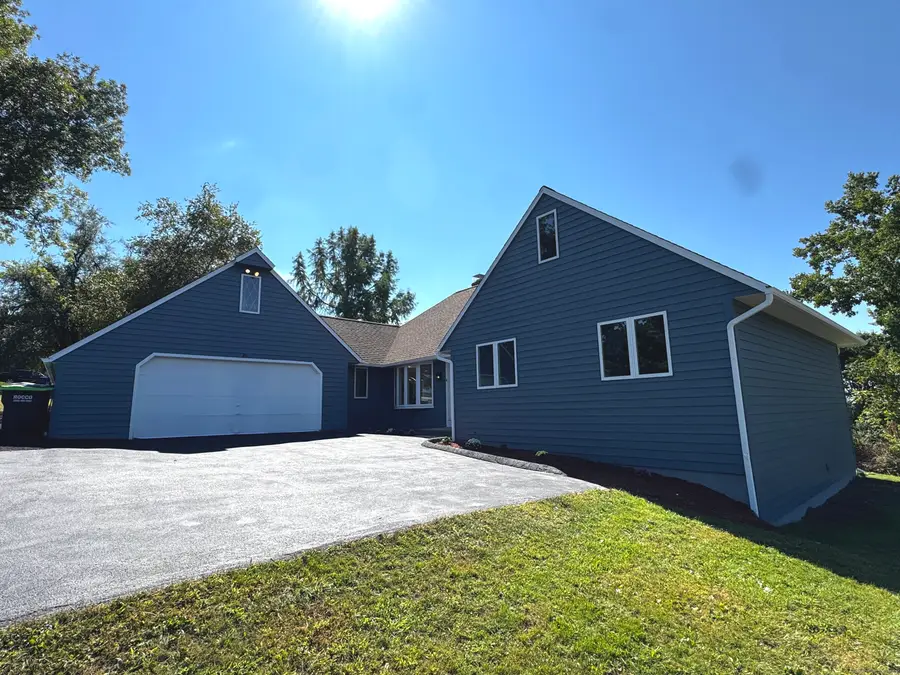 4 Bayview Circle, Watertown, CT 06795 - #2