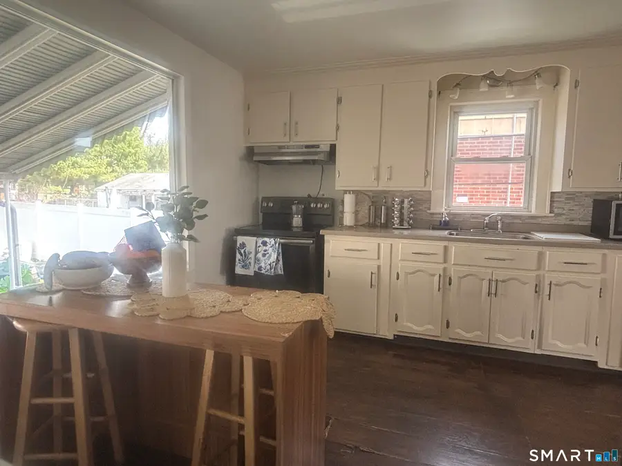 805 Savin Avenue, West Haven, CT 06516 - #2