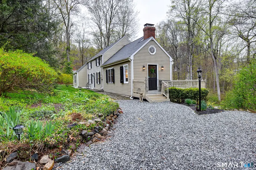 27 Chestnut Hill Road, Newtown, CT 06482 - #3