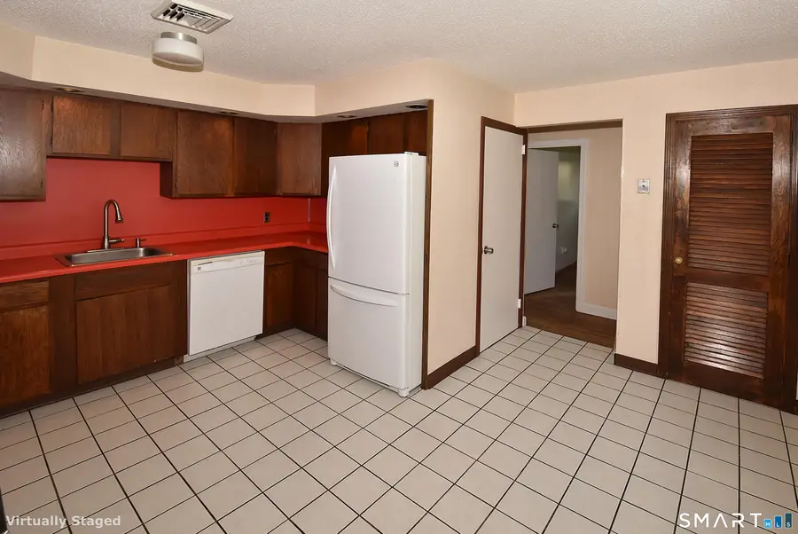 Address Withheld By Seller, East Hartford, CT 06118 - #2