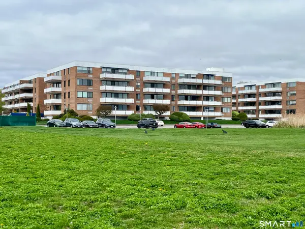 50 Birdseye Street #A306, Stratford, CT 06615