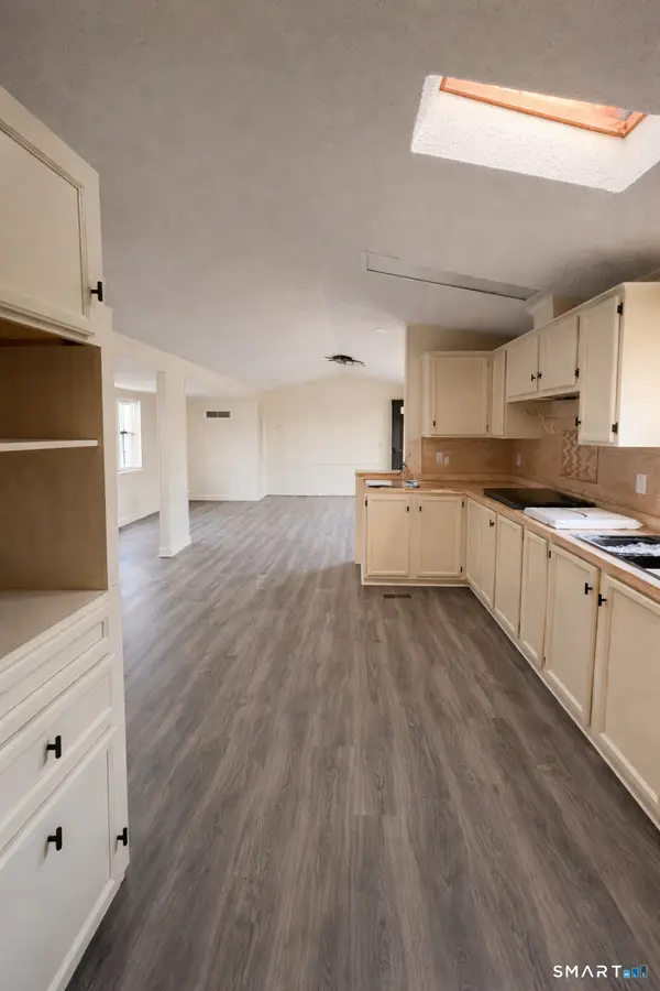 130 Williams Road, Montville, CT 06370