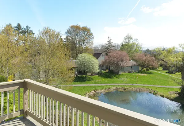 254 Heritage Village #D, Southbury, CT 06488