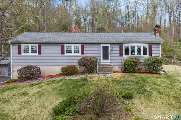 120 Luna Trl Extension, Southbury, CT 06488