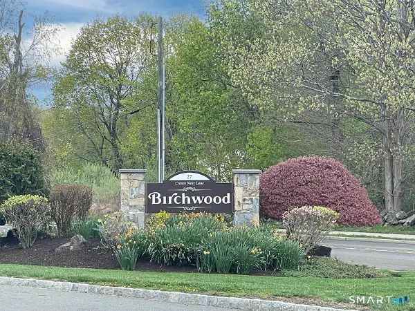 27 Crows Nest Lane #17E, Danbury, CT 06810