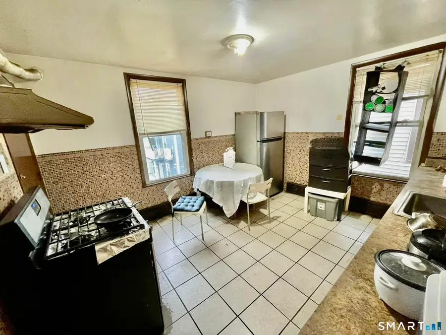 343-345 Park Avenue, Bridgeport, CT 06604 - #3