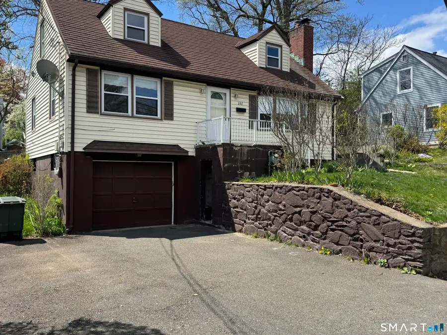 265 Greenwood Street, Bridgeport, CT 06606 - #2