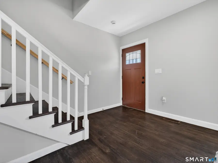 44-46 Pratt Street, Norwich, CT 06360 - #3