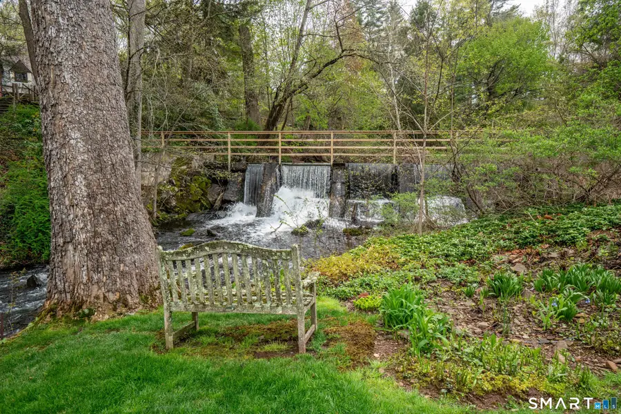 15 Sunfield Lane, West Hartford, CT 06107 - #2