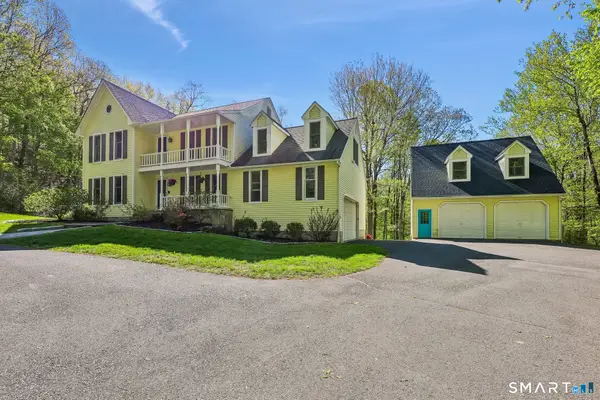 13 Aunt Pattys Lane West, Bethel, CT 06801