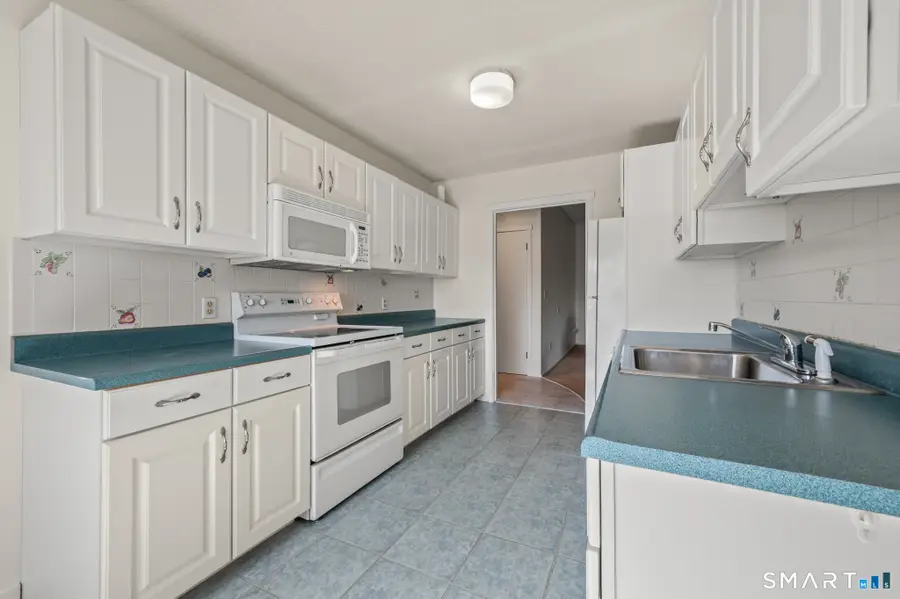 110 Heritage Village #B, Southbury, CT 06488 - #2