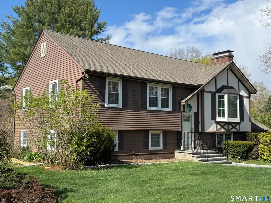 6 Yankee Peddler Path, Madison, CT 06443 - #2