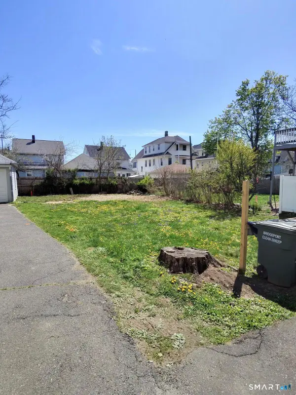 304 Pixlee Place, Bridgeport, CT 06610