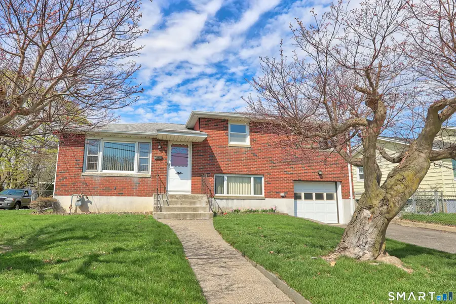 401 Hill Street, Waterbury, CT 06704 - #2