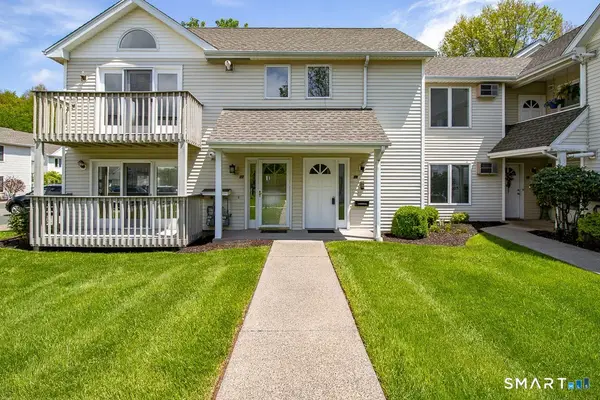 29 Millbrook Court #29, Newington, CT 06111