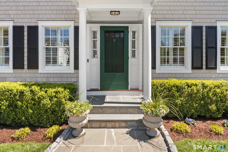 18 Thomasina Lane, Darien, CT 06820 - #2