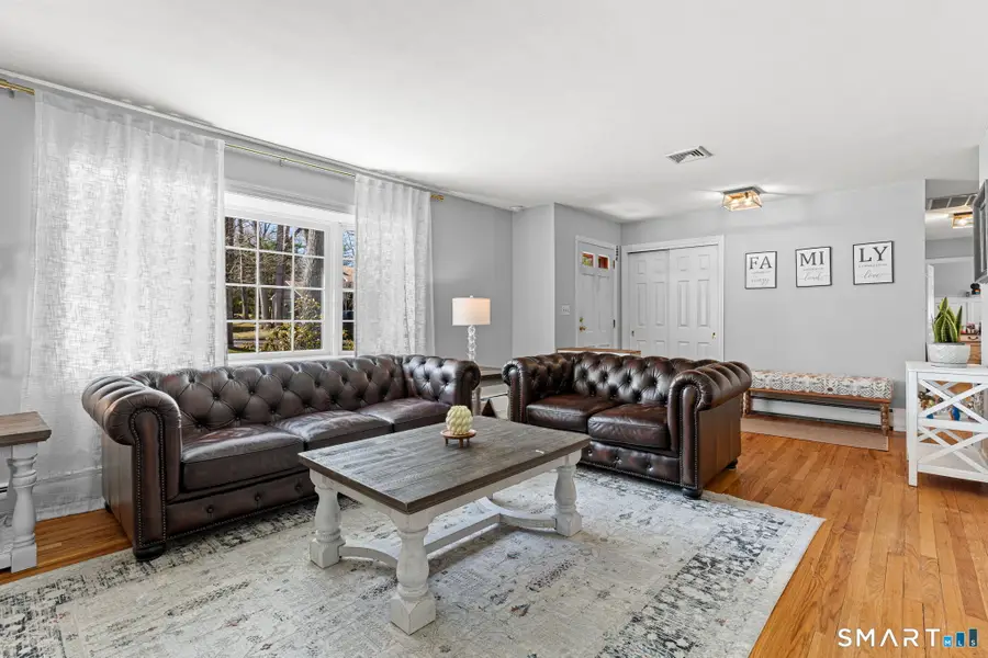 19 Merrimac Drive, Trumbull, CT 06611 - #2