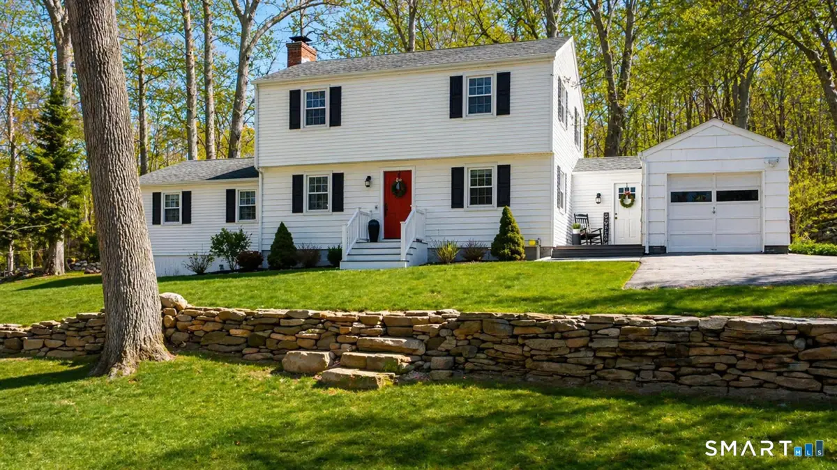 27 Brewster Drive, Gales Ferry, CT 06335 - #1