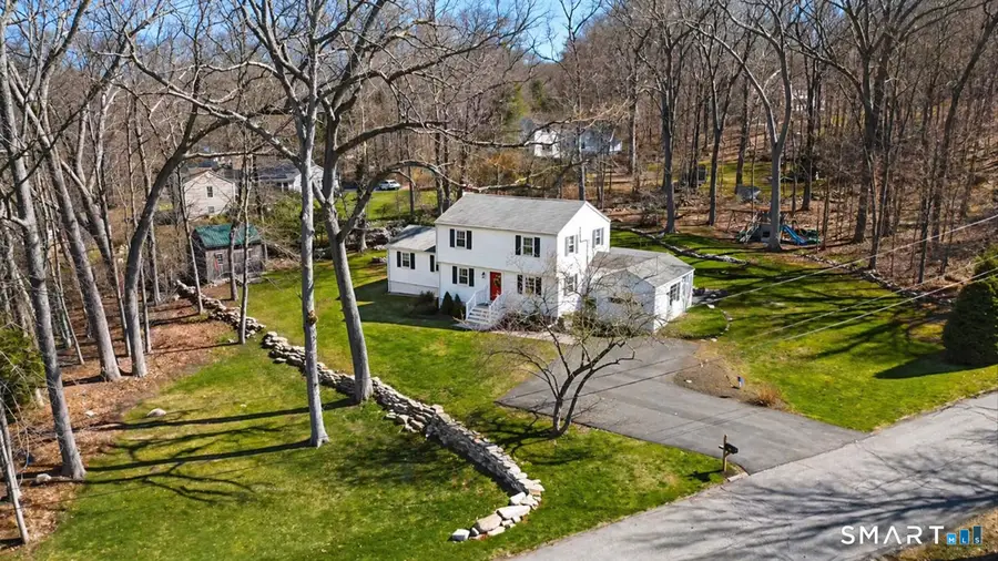 27 Brewster Drive, Gales Ferry, CT 06335 - #2