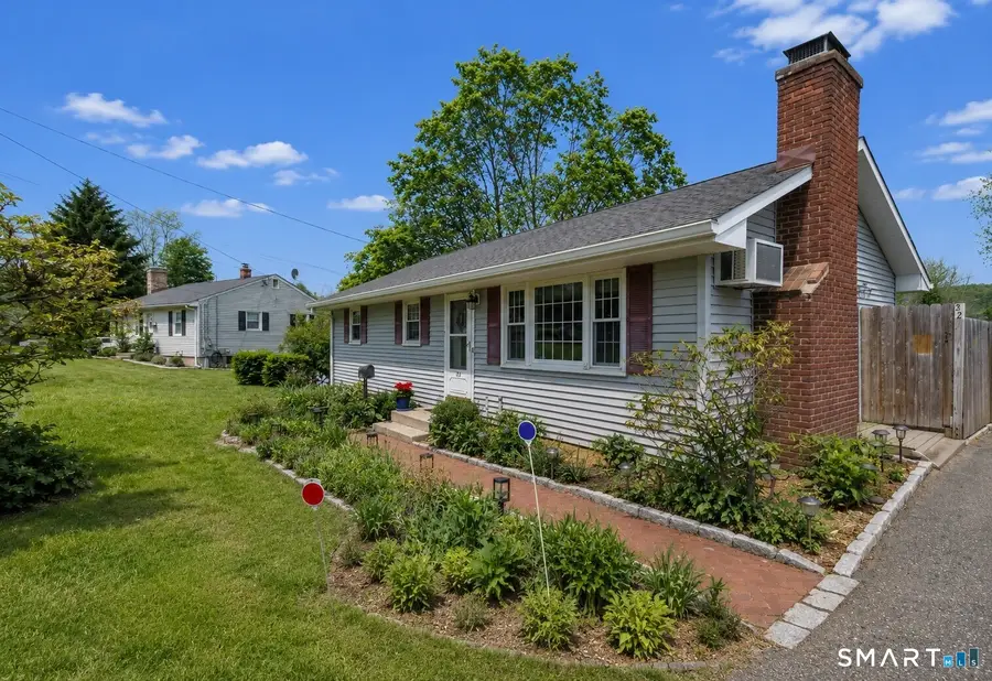 32 Avery Road, New Milford, CT 06776 - #3