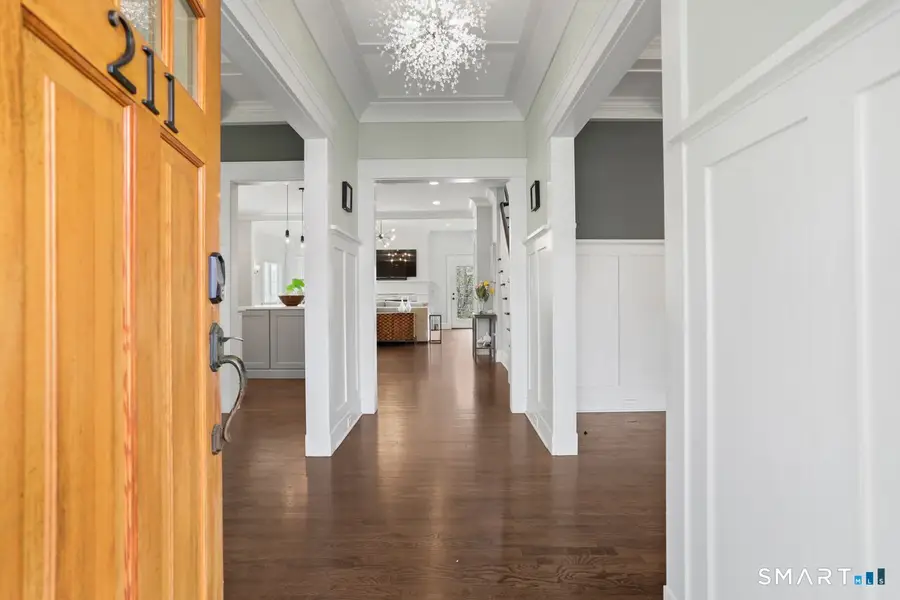 211 Lloyd Drive, Fairfield, CT 06825 - #3