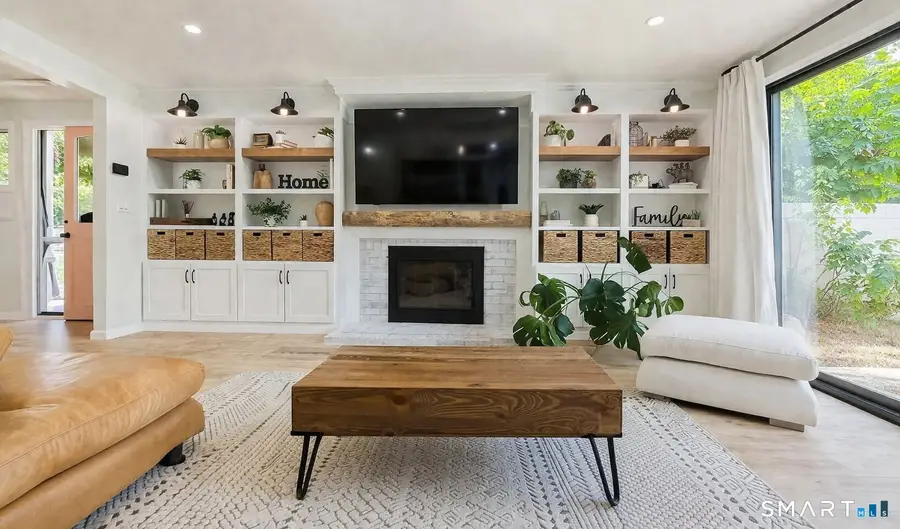 3 Finch Run #3, Avon, CT 06001 - #2