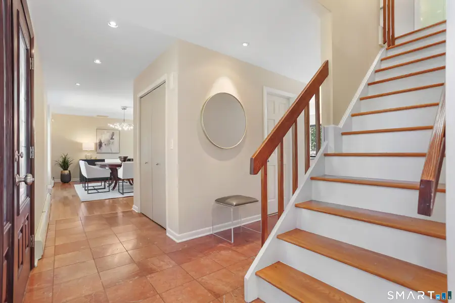 286 Strobel Road, Trumbull, CT 06611 - #3