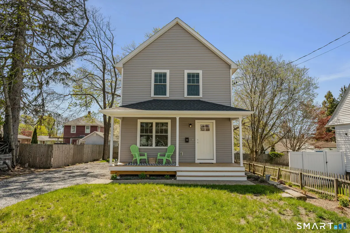 12 Sander Street, New London, CT 06320 - #1