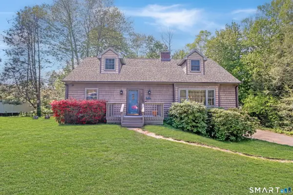 6 Brookdale Lane, Brookfield, CT 06804