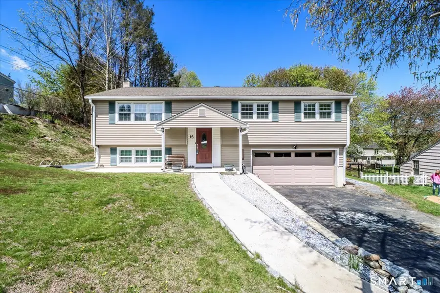 16 Chestnut Drive, Derby, CT 06418 - #2